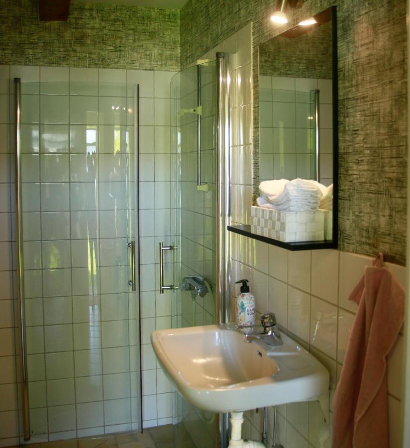 Arroeds Bostaelle Bed & Breakfast Tollarp ภายนอก รูปภาพ