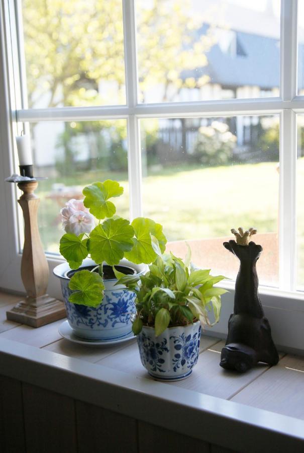 Arroeds Bostaelle Bed & Breakfast Tollarp ภายนอก รูปภาพ
