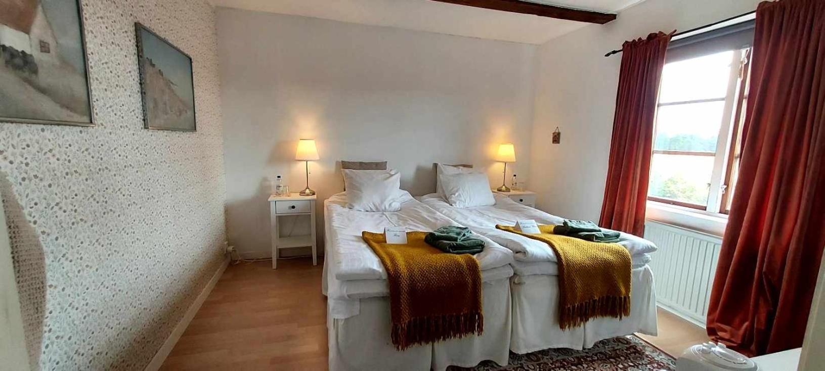 Arroeds Bostaelle Bed & Breakfast Tollarp ภายนอก รูปภาพ